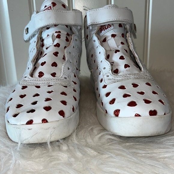 Women CUTE red sparkly novelty heart FILA high tops sneaker shoe size 7.5 - Picture 5 of 14